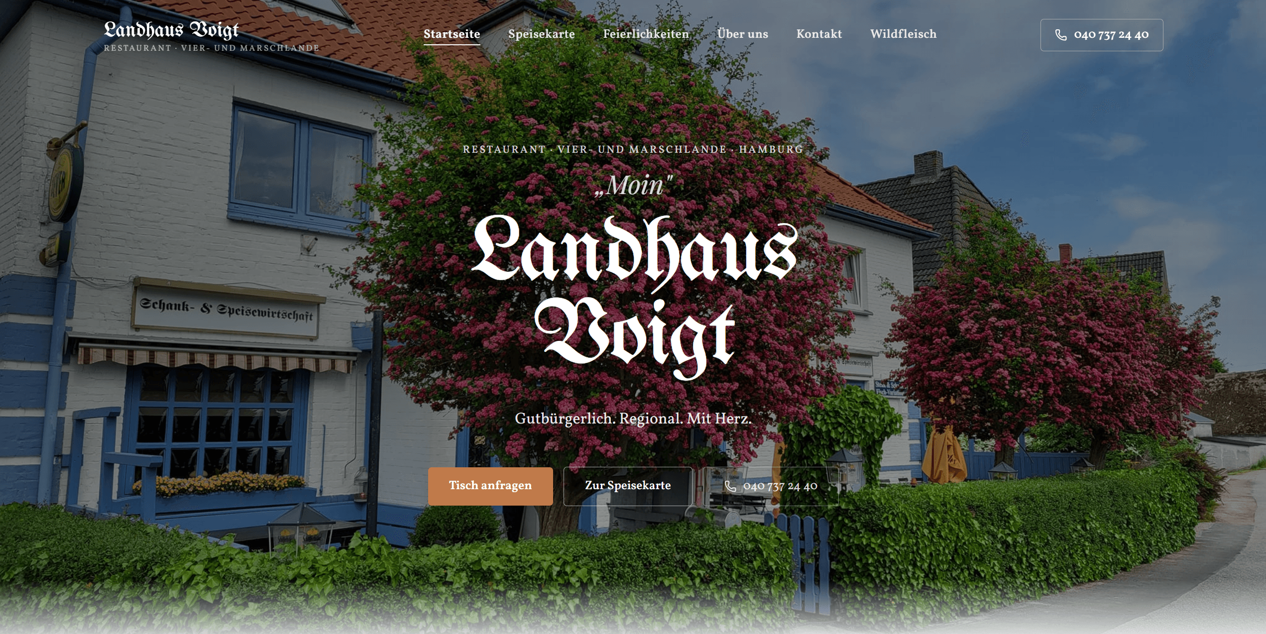 Website des Landhaus Voigt auf Desktop und Smartphone