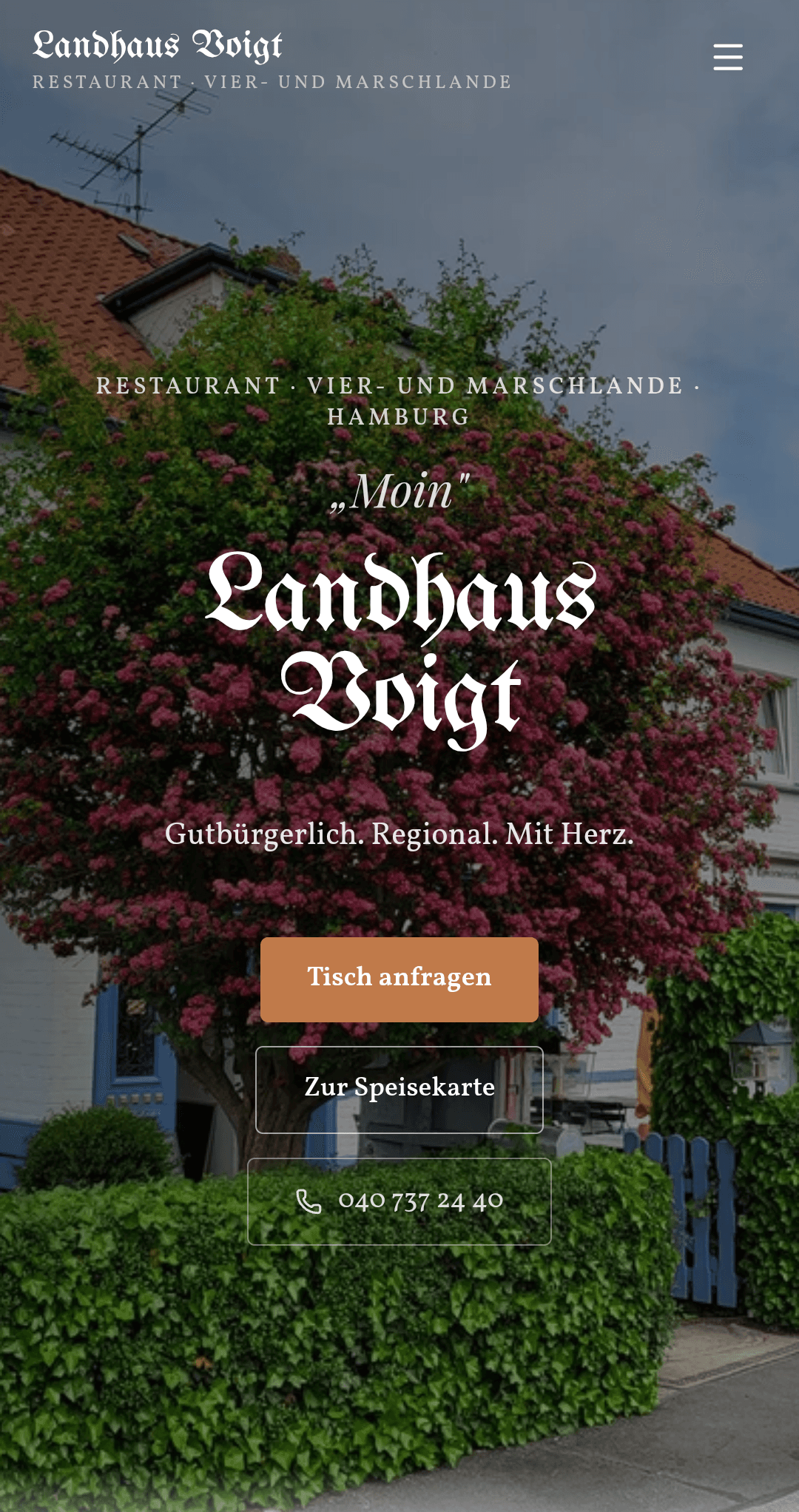 Website des Landhaus Voigt auf Desktop und Smartphone